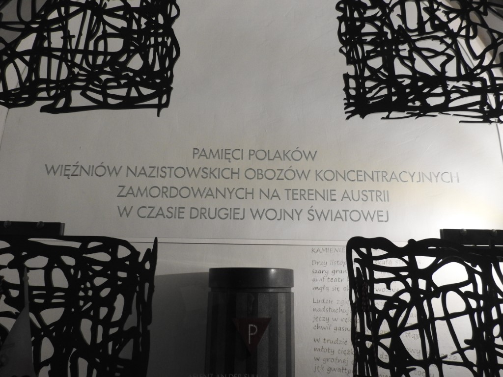 Urna z Prochami-Kościół św. Józefa