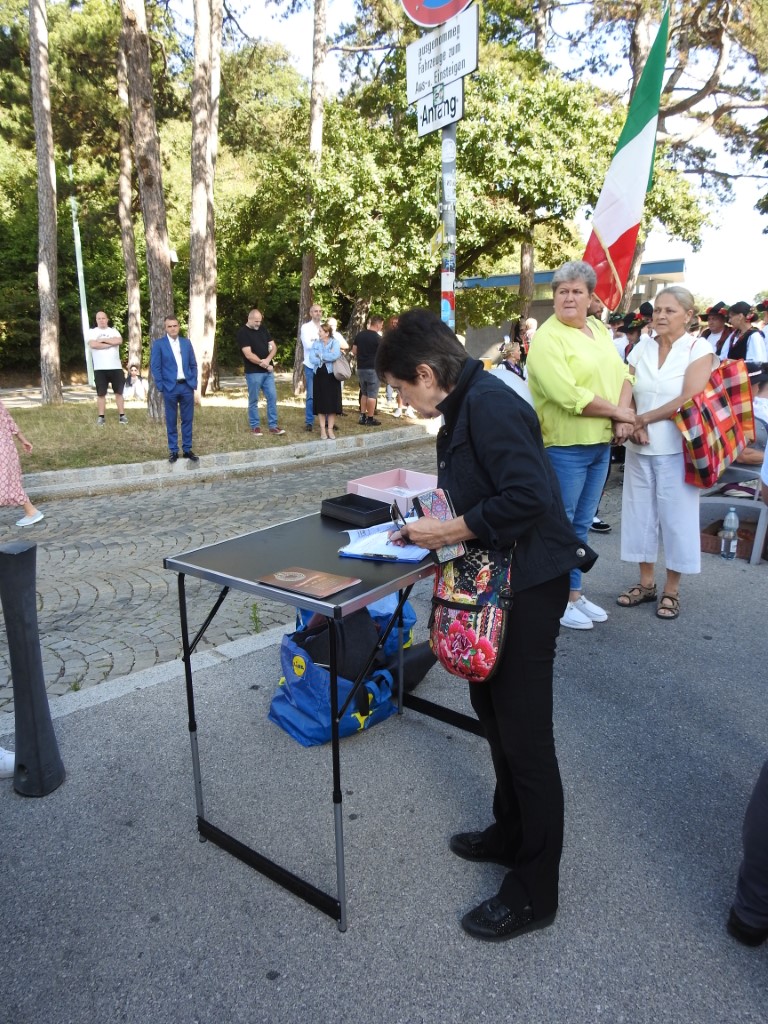 Ręce precz od IPN-u