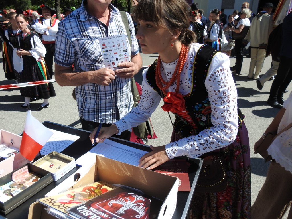 Ręce precz od IPN-u