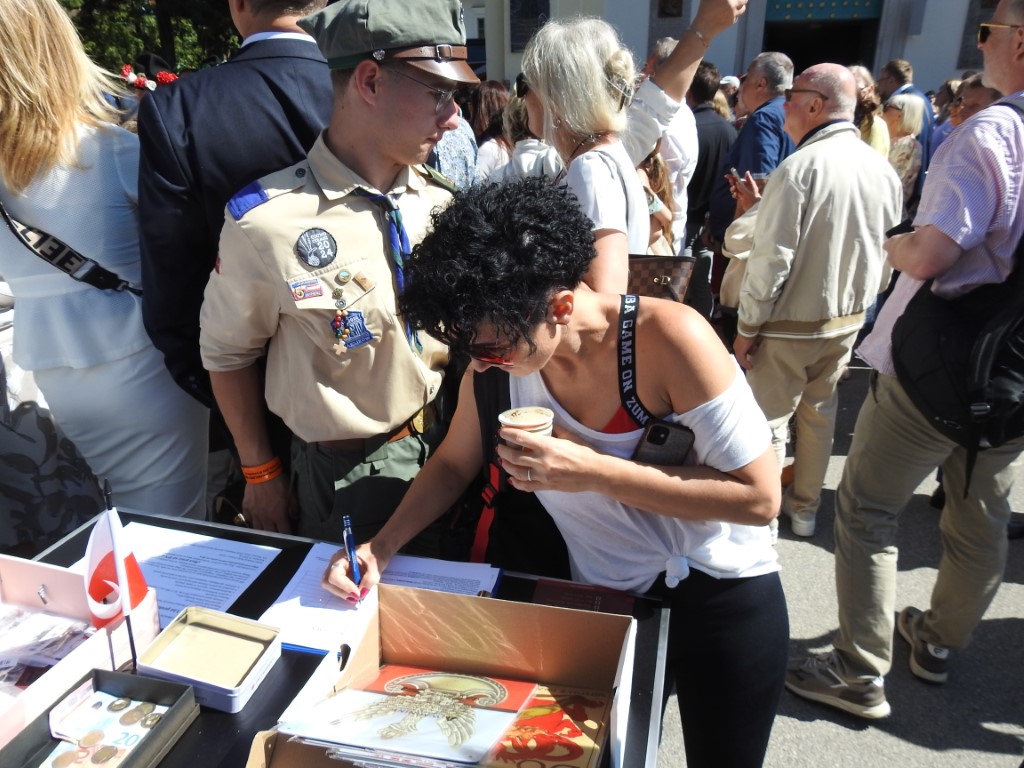 Ręce precz od IPN-u