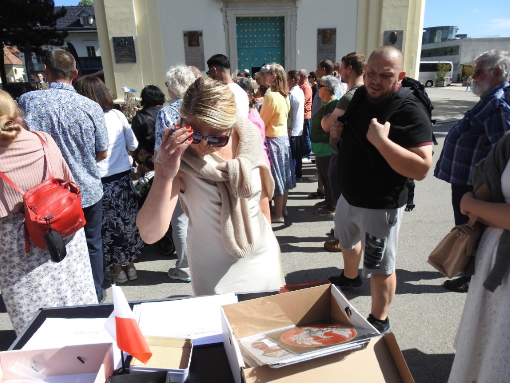 Ręce precz od IPN-u