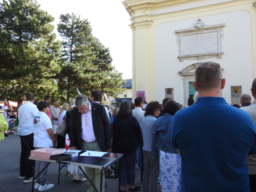 Ręce precz od IPN-u